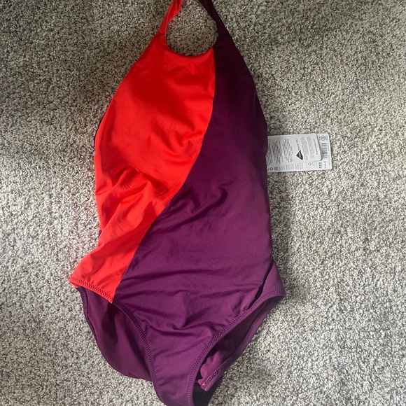 ATHLETA ASYMMETRIC VERMILION COLORBLOCK ONE PIECE NWT - Picture 2 of 2